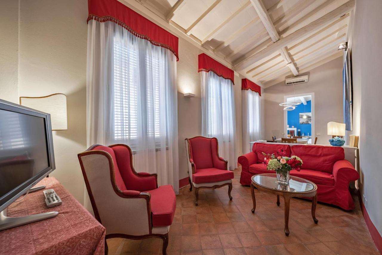 Drom Florence Rooms & Apartments Bagian luar foto
